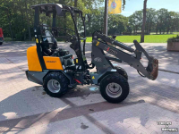 Shovel / Wiellader / Kniklader Giant Giant 332ST