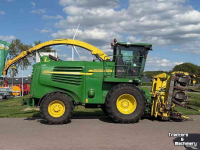 Veldhakselaar John Deere 7400 HAKSELAAR PRODRIVE