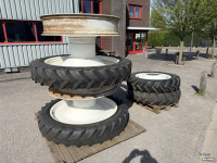 Wielen, Banden, Velgen & Afstandsringen BKT Set Dubbellucht Cultuurwielen