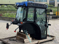 Compact tractor New Holland Complete T 4.xxx V Smalspoor Airco Elektra Stoel Lampen