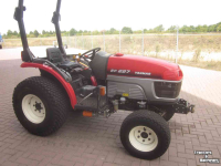 Compact tractor Yanmar YANMAR EF227 | 320 DRAAIRUEN | 2006