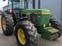 Tractor / Trekker John Deere 4350