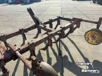 Cultivator Cappon vaste tand met loopwielen