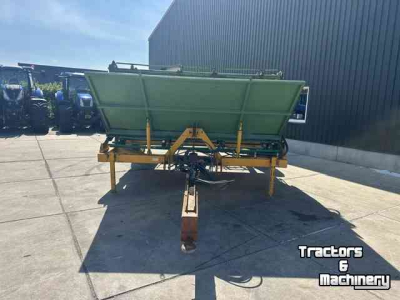 Mestverspreider / Stalmeststrooier  compost strooier