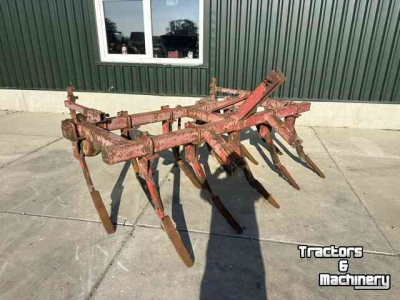 Cultivator Cappon vaste tand met loopwielen