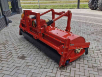 Maaier Ducker UM 27 frontmaaier