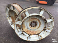 Wielen, Banden, Velgen & Afstandsringen Ford 8-48