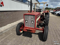 Tractor / Trekker International 323