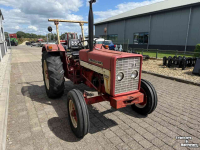 Tractor / Trekker International 323