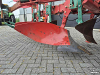Ploegen Kverneland LB 100-200 wentelploeg NIEUWE SLIJTDELEN