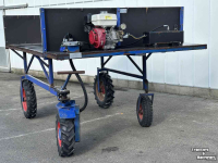 Vierwielige wagen / Landbouwwagen  transportwagen/oogstwagen voor bloemen