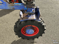 Vierwielige wagen / Landbouwwagen  transportwagen/oogstwagen voor bloemen