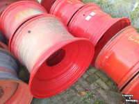 Wielen, Banden, Velgen & Afstandsringen Titan 20X30