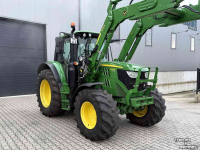 Tractor / Trekker John Deere 6120M met 623R Voorlader