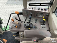 Tractor / Trekker John Deere 6120M met 623R Voorlader
