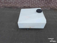 Diverse gebruikte onderdelen Bema Watertank / Watervoorraadtank / Watervat / Waterbuffer 200 ltr