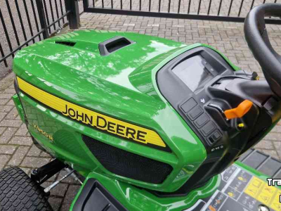 Zitmaaier John Deere X950R