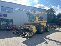 Veldhakselaar New Holland 1900
