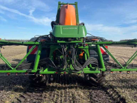 Veldspuit Amazone UX 6200