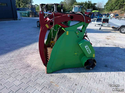 Voeruitkuilbak VDW Voederbak met twee vijzels