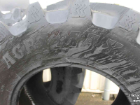 Wielen, Banden, Velgen & Afstandsringen BKT 540/65R28 Agrimax RT657 trekkerbanden tractorbanden voorbanden
