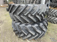 Wielen, Banden, Velgen & Afstandsringen Trelleborg VF 710/60R42 TM1060 incl. velgen