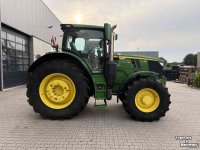 Tractor / Trekker John Deere 6R215