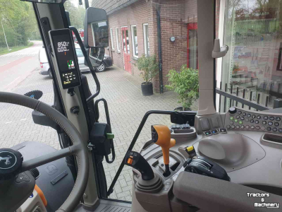 Tractor / Trekker John Deere 6120M