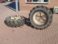 Tractor / Trekker Molcon DUBBELLUCHT 5 PUNTS MOLCON 420/70R24