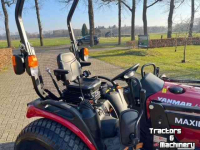 Compact tractor Yanmar SA 426 HST  met Voorlader