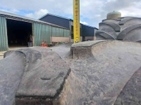 Wielen, Banden, Velgen & Afstandsringen Vredestein 710/75r38 & 600/65r28