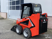 Schranklader / Skid Steer Lader Manitou 850R