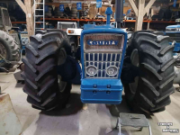 Tractor / Trekker County 1124