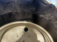 Wielen, Banden, Velgen & Afstandsringen Trelleborg  BANDEN 600/65R38