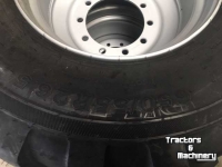 Wielen, Banden, Velgen & Afstandsringen Alliance 650/55 R26.5 Alliance 885 op velg