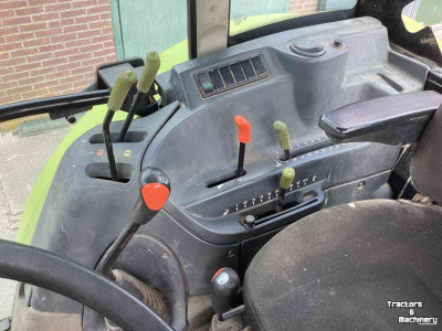 Tractor / Trekker Claas Axos 310
