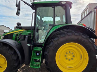 Tractor / Trekker John Deere 6120M CommandQuad Plus