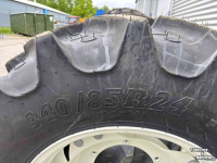 Wielen, Banden, Velgen & Afstandsringen BKT Agrimax Banden 420/85R34 en 340/85R24 Verstelbare Velgen