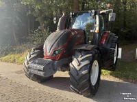 Tractor / Trekker Valtra T174