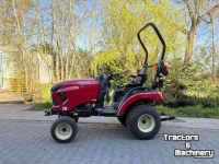 Compact tractor Yanmar SA222 HST