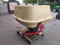 Kunstmeststrooier Vicon kunstmeststrooier / Pendelstrooier