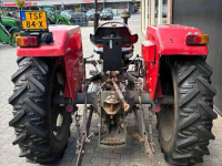 Tractor / Trekker Massey Ferguson 240