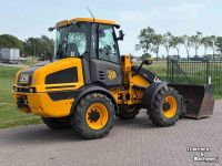 Shovel / Wiellader / Kniklader JCB 409