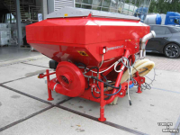 Fronttank zaaimachine Kongskilde NCS 1904