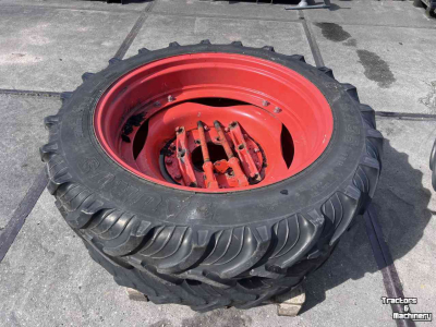Wielen, Banden, Velgen & Afstandsringen Taurus 340/85R48 & 270/95R36