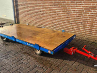 Vierwielige wagen / Landbouwwagen  Industriewagen / Industrietransportwagen 3000 kg 2400x1200mm