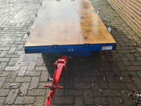 Vierwielige wagen / Landbouwwagen  Industriewagen / Industrietransportwagen 3000 kg 2400x1200mm