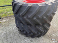 Wielen, Banden, Velgen & Afstandsringen Trelleborg 600/65R28 TM800 90% op 10 gaats velgen