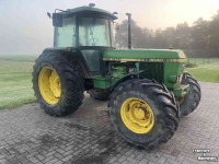 Tractor / Trekker John Deere 3040 MFWD SG2 6-CILINDER