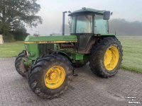 Tractor / Trekker John Deere 3040 MFWD SG2